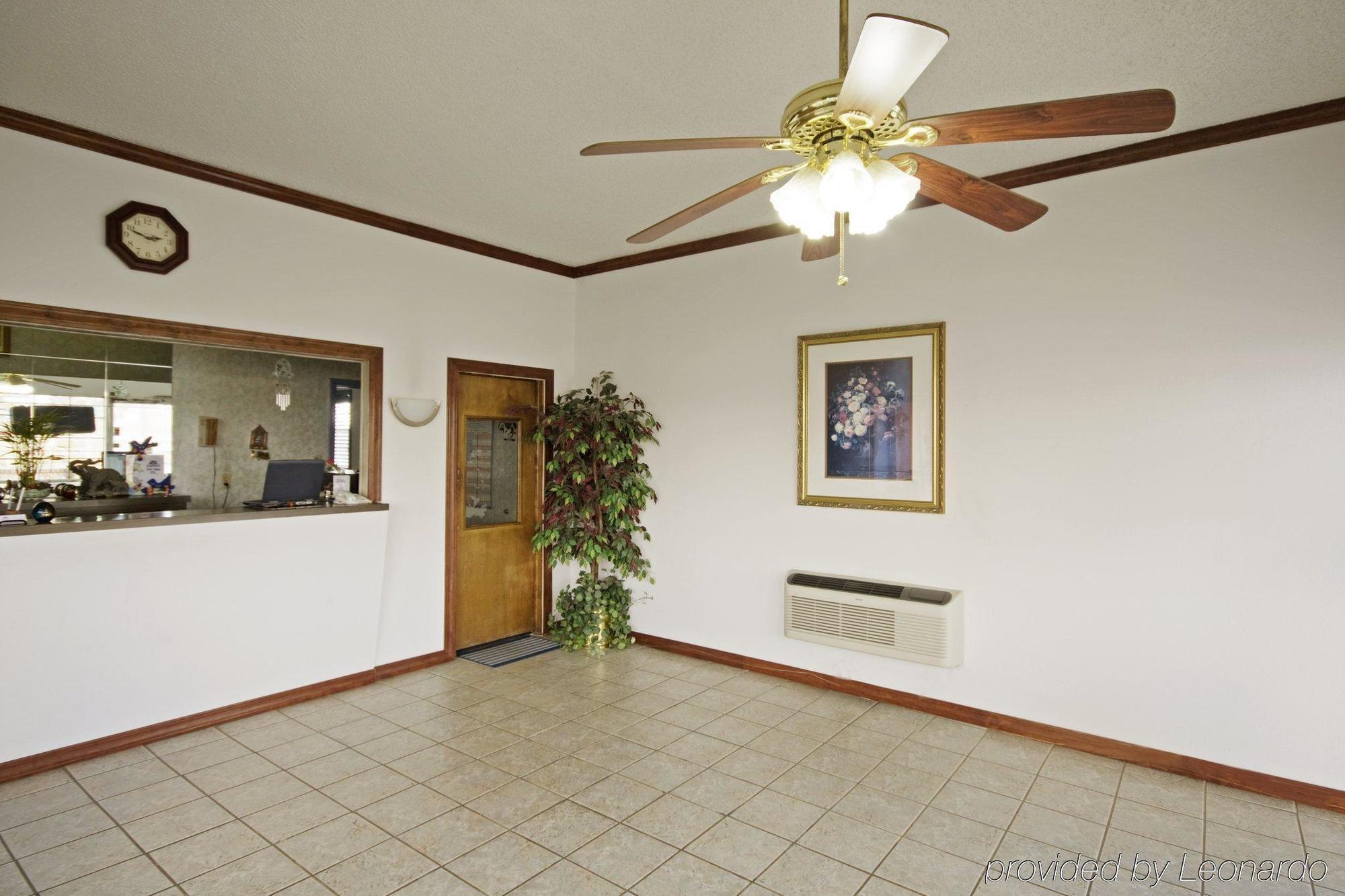 Executive Inn Muldrow מראה פנימי תמונה
